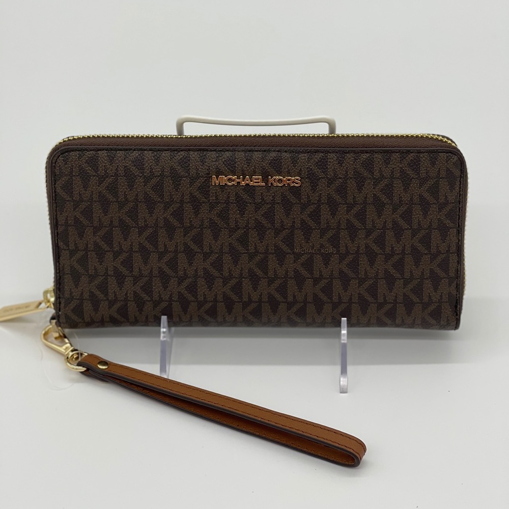 Michael Kors Continental Wallet Wristlet